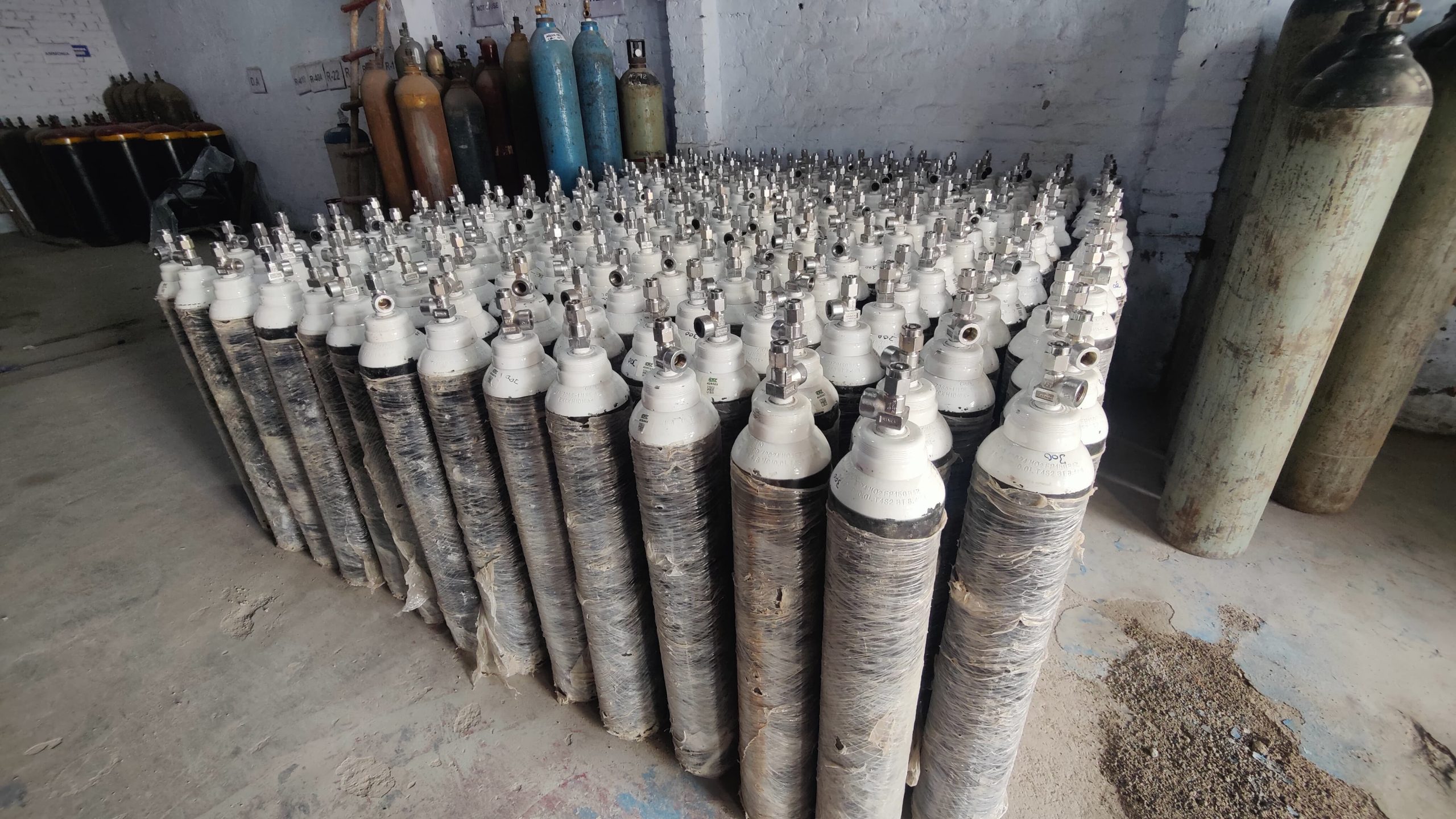 10 Litre Medical Oxygen Cylinder - Image 3
